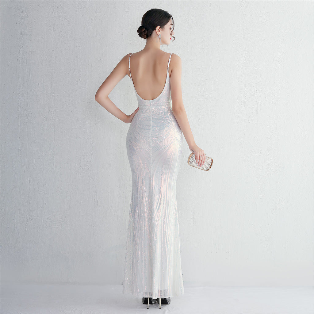 Večerní šaty s flitry a květinovými ramínky, úzký střih