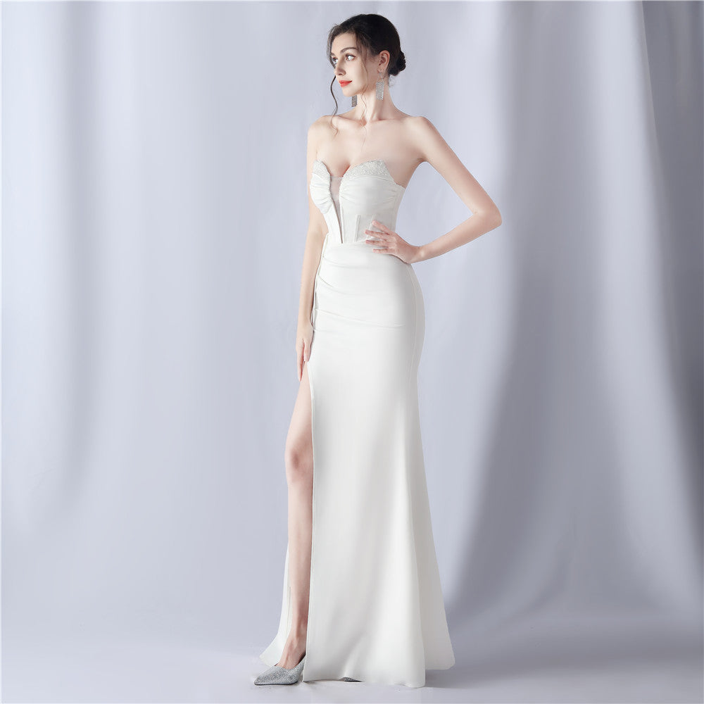 2024 High-End Evening Gown with Corset Bodice and Intricate Beading