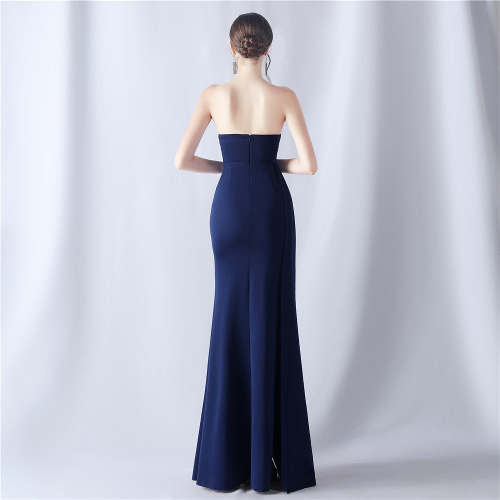 2024 High-End Evening Gown with Corset Bodice and Intricate Beading