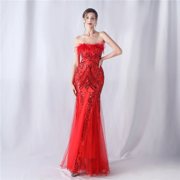 2024 High-End Off-the-Shoulder Gown with Ostrich Feathers and Floral Appliques