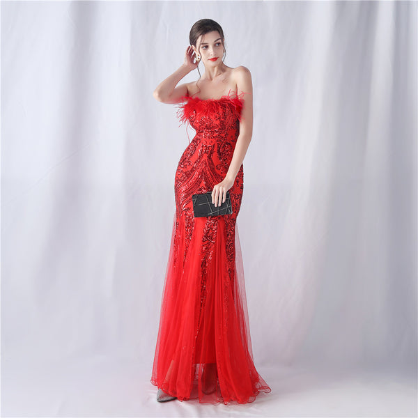 2024 High-End Off-the-Shoulder Gown with Ostrich Feathers and Floral Appliques