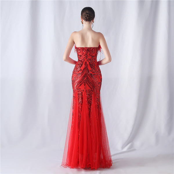 2024 High-End Off-the-Shoulder Gown with Ostrich Feathers and Floral Appliques