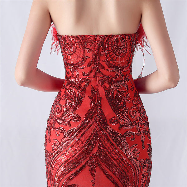 2024 High-End Off-the-Shoulder Gown with Ostrich Feathers and Floral Appliques