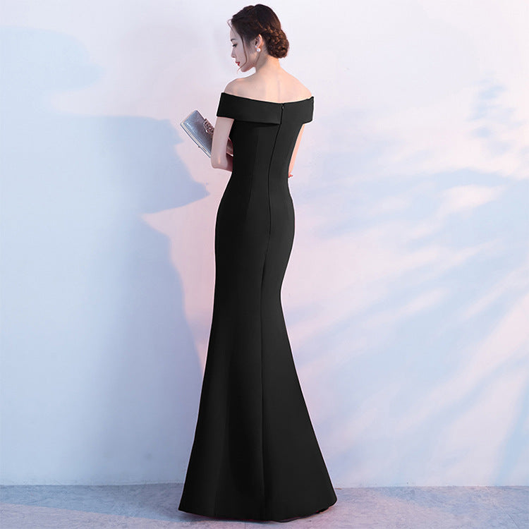 Elegant Off-the-Shoulder Mermaid Evening Gown