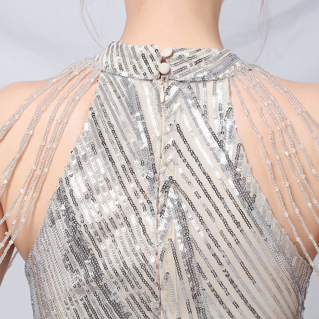 Šaty mořská panna s flitry a halter výstřihem pro odvážný vzhled