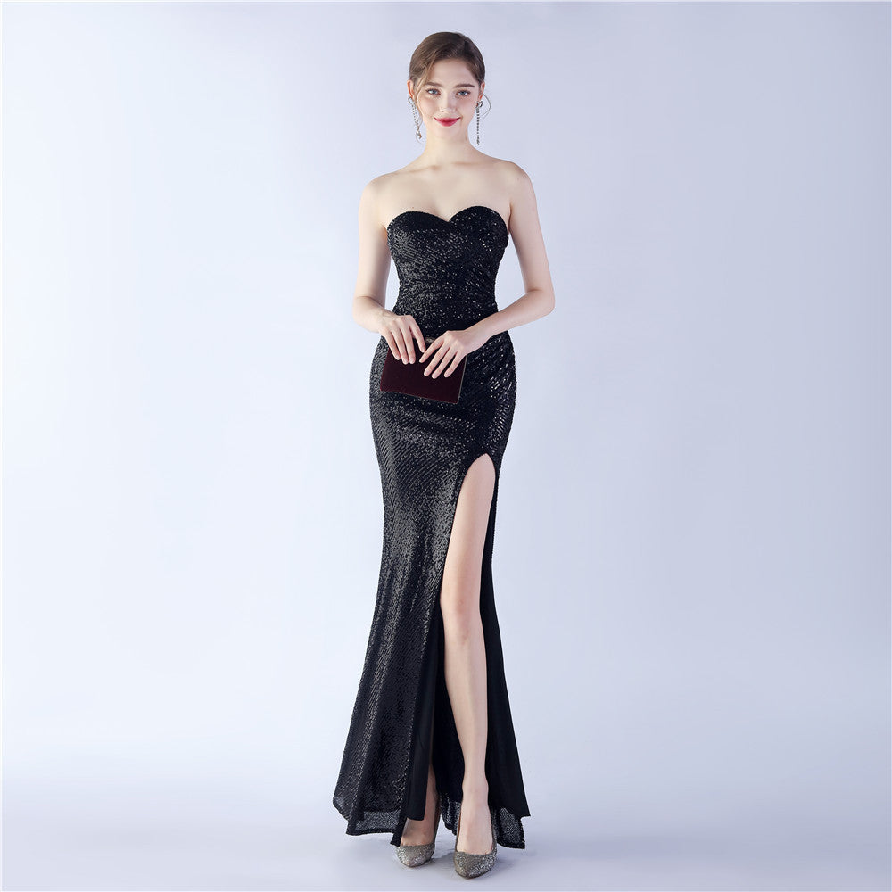 Robe bustier style vintage 2024 avec détails smockés raffinés