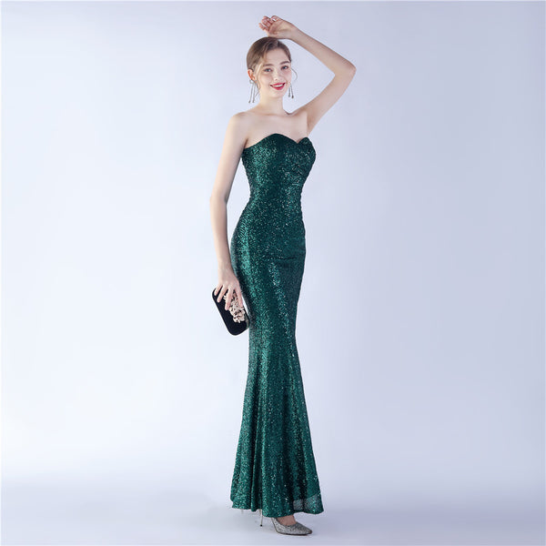 2024 Vintage-Style Bustier Gown with Intricate Smocking Detail