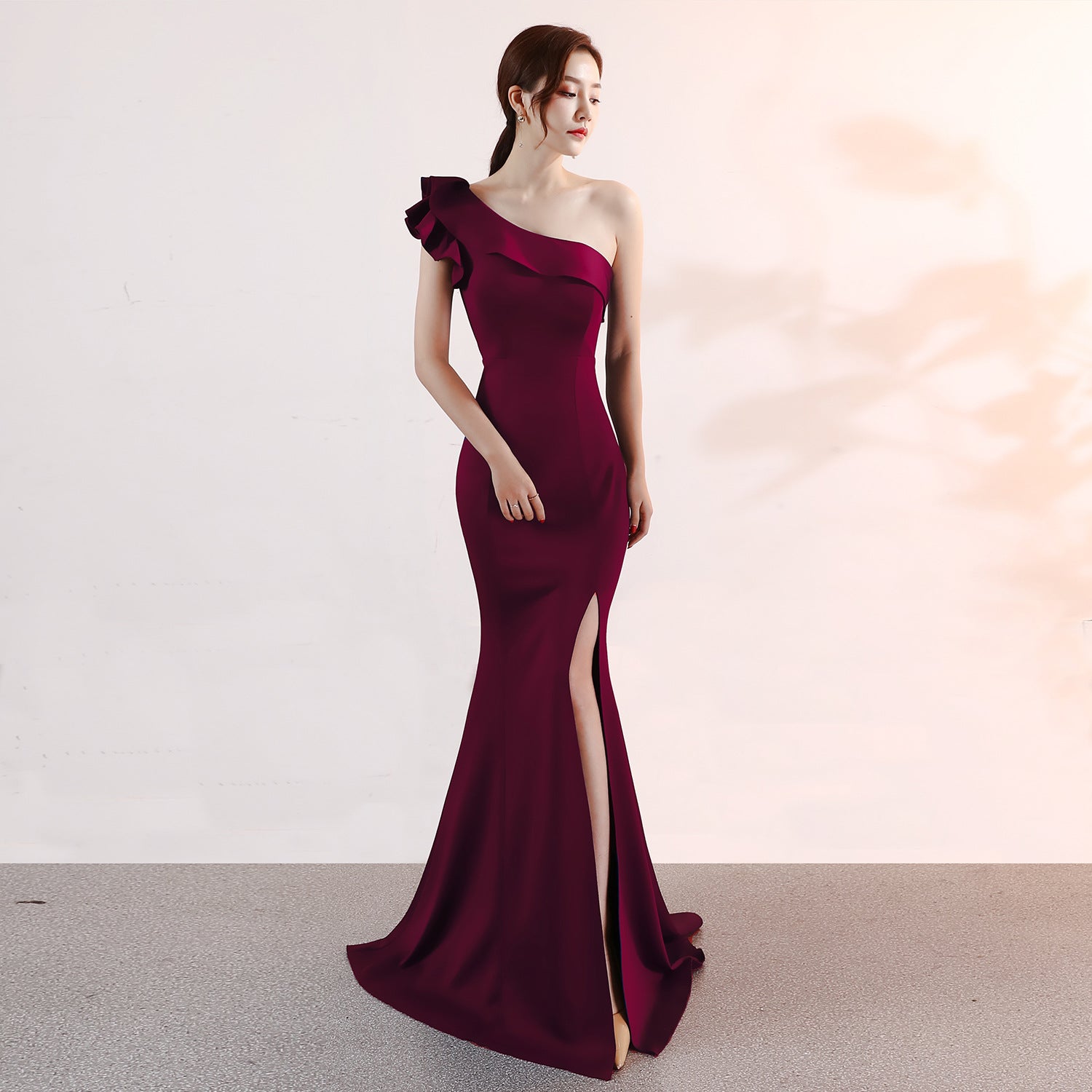 Elegant Pink Mermaid Evening Gown - Slim & Sophisticated