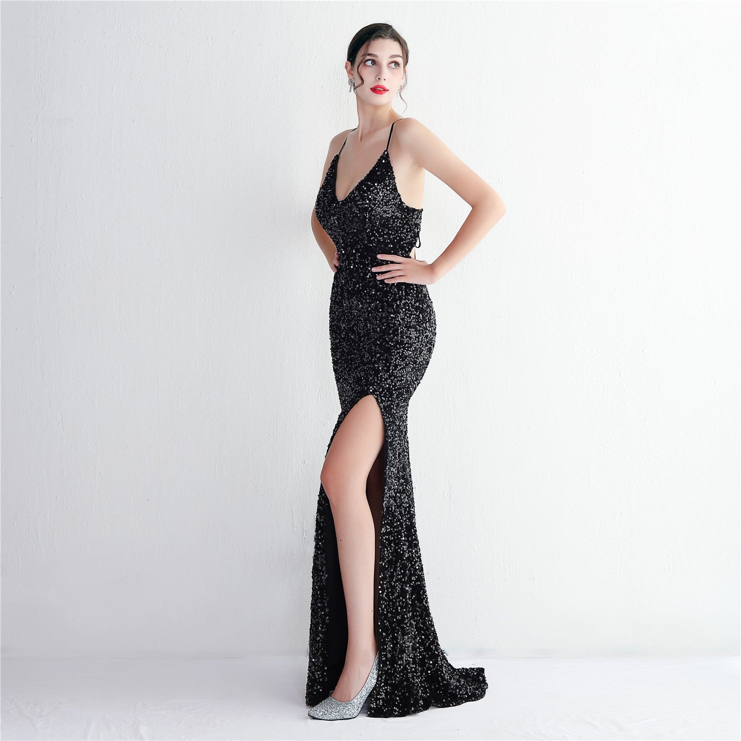 Sassy Spaghetti straps Sheath Evening Gown