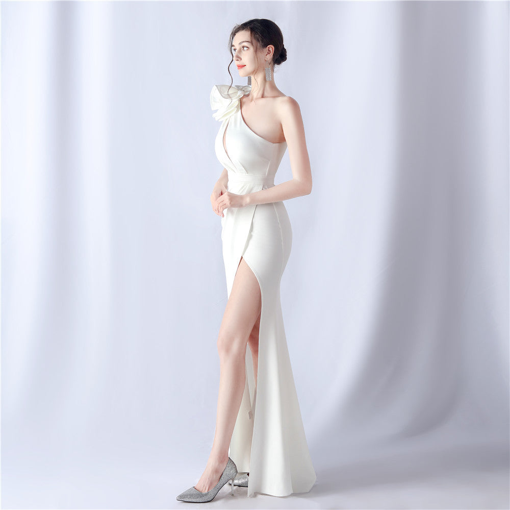 2024 High-End Evening Gown with Floral Appliqu¨¦ & Beading