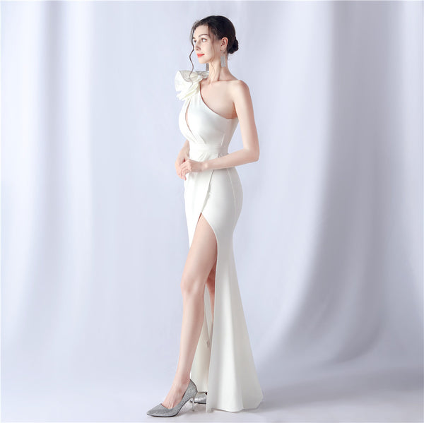 2024 High-End Evening Gown with Floral Appliqu¨¦ & Beading