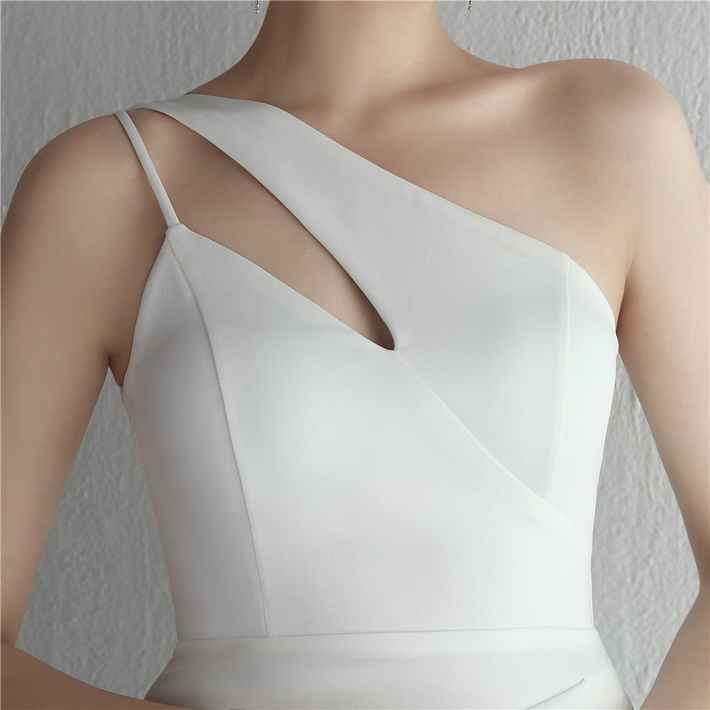 Elegant One-Shoulder Satin Mermaid Gown for Formal Events