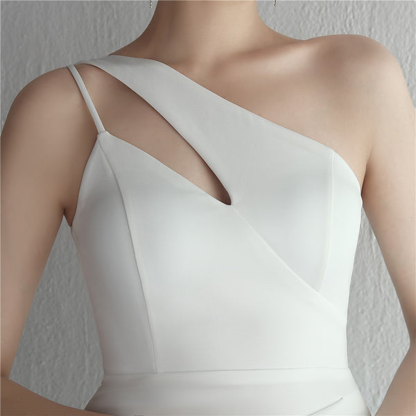 Elegant One-Shoulder Satin Mermaid Gown for Formal Events