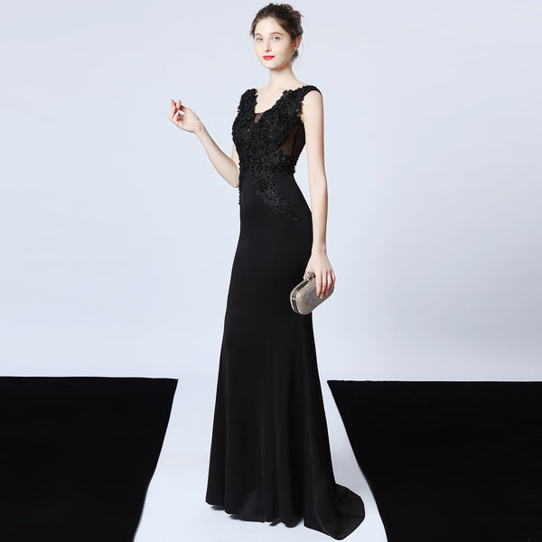 Long Mermaid Bridal Gown with Hand-Sewn Beading & Appliqu¨¦