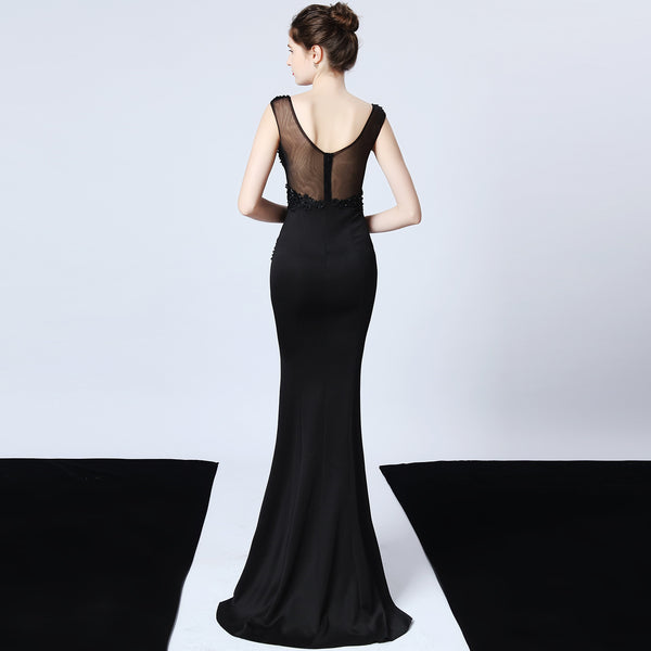 Long Mermaid Bridal Gown with Hand-Sewn Beading & Appliqu¨¦