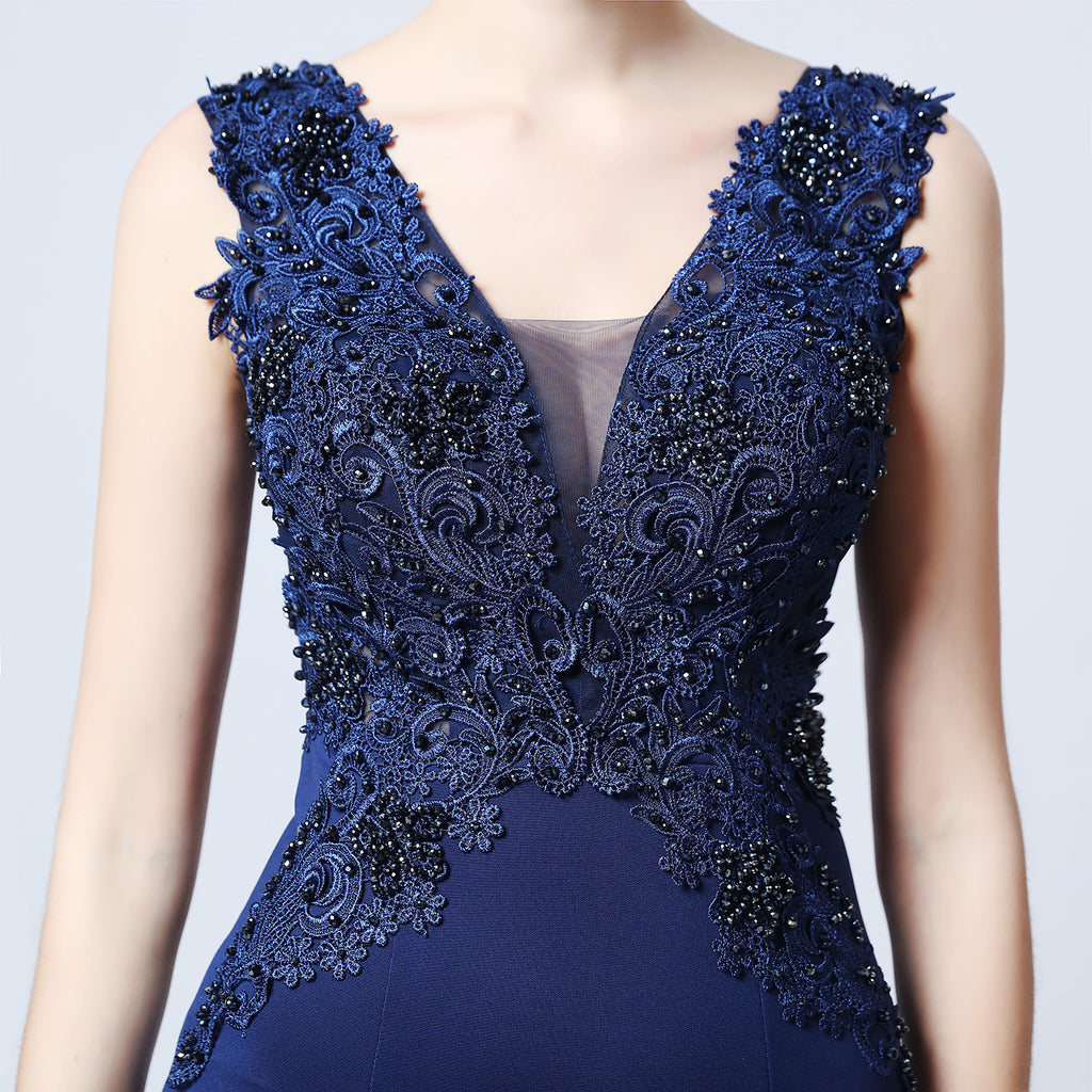 Dlouhé svatební šaty ve stylu mořské panny s ručně šitými korálky a aplikacemi