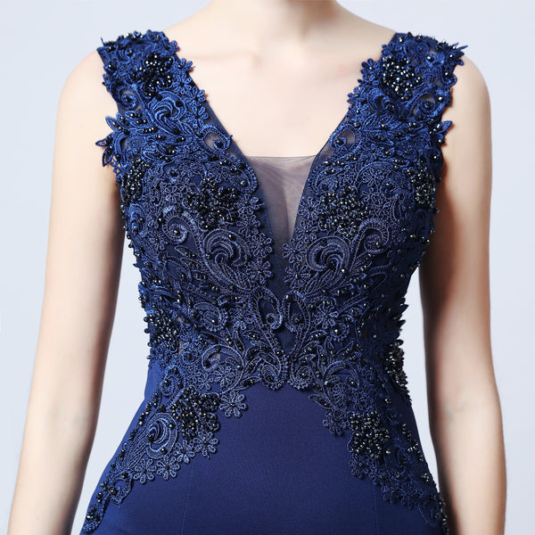 Long Mermaid Bridal Gown with Hand-Sewn Beading & Appliqu¨¦