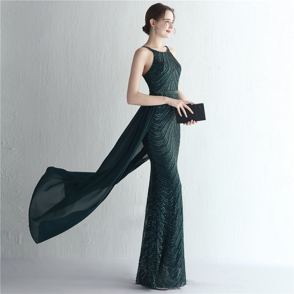 Šaty z šifónu s halter výstřihem, květinovými flitry a korálkováním