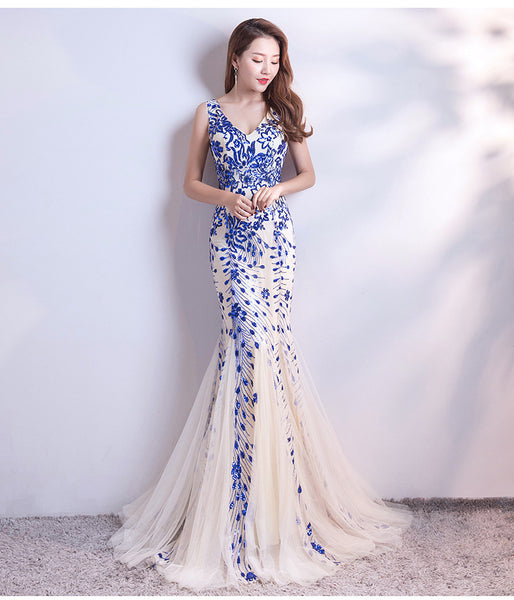Elegant V-neck Sleeveless Mermaid Evening Gown for Galas