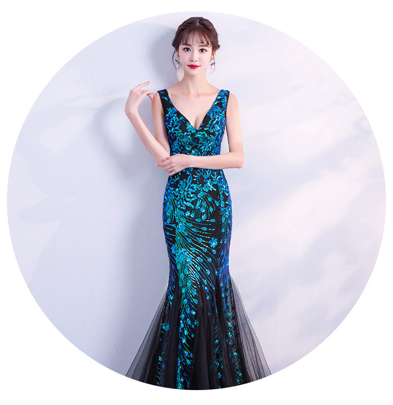 Elegant V-neck Sleeveless Mermaid Evening Gown for Galas