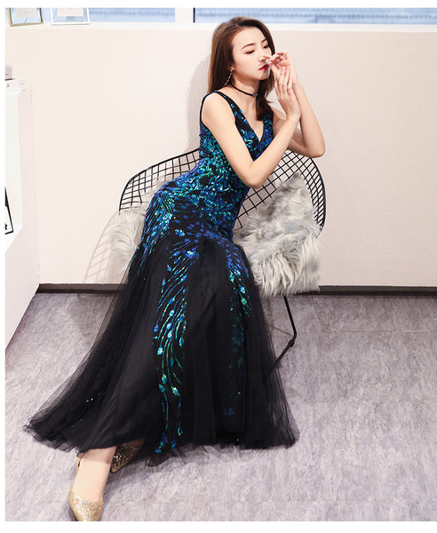 Elegant V-neck Sleeveless Mermaid Evening Gown for Galas