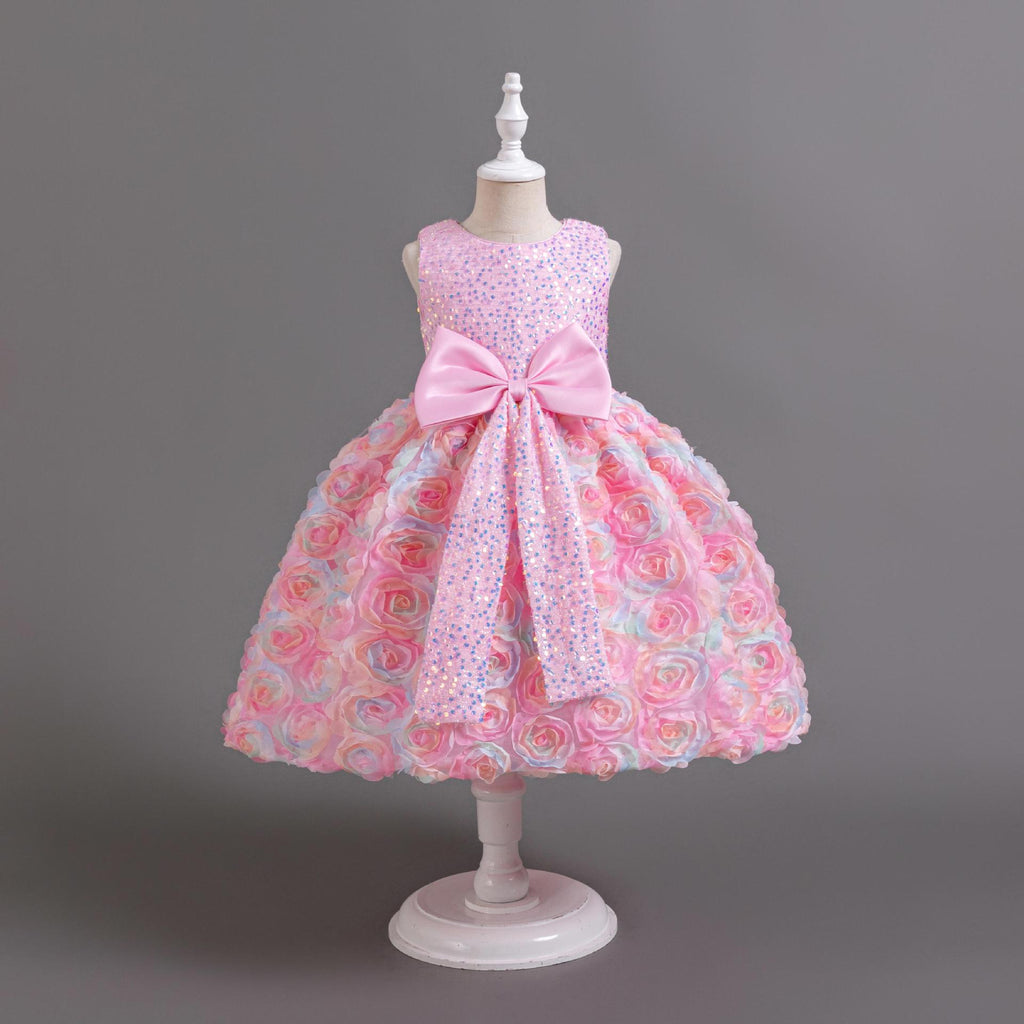 Oblečení na narozeniny pro batolata a děti