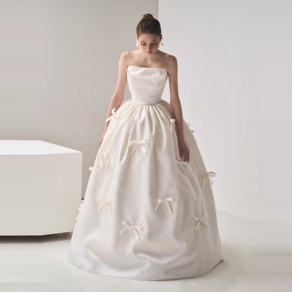 Strapless Princess Wedding Dress – Simple Satin Puff Gown for Forest-Themed Weddings (2024)
