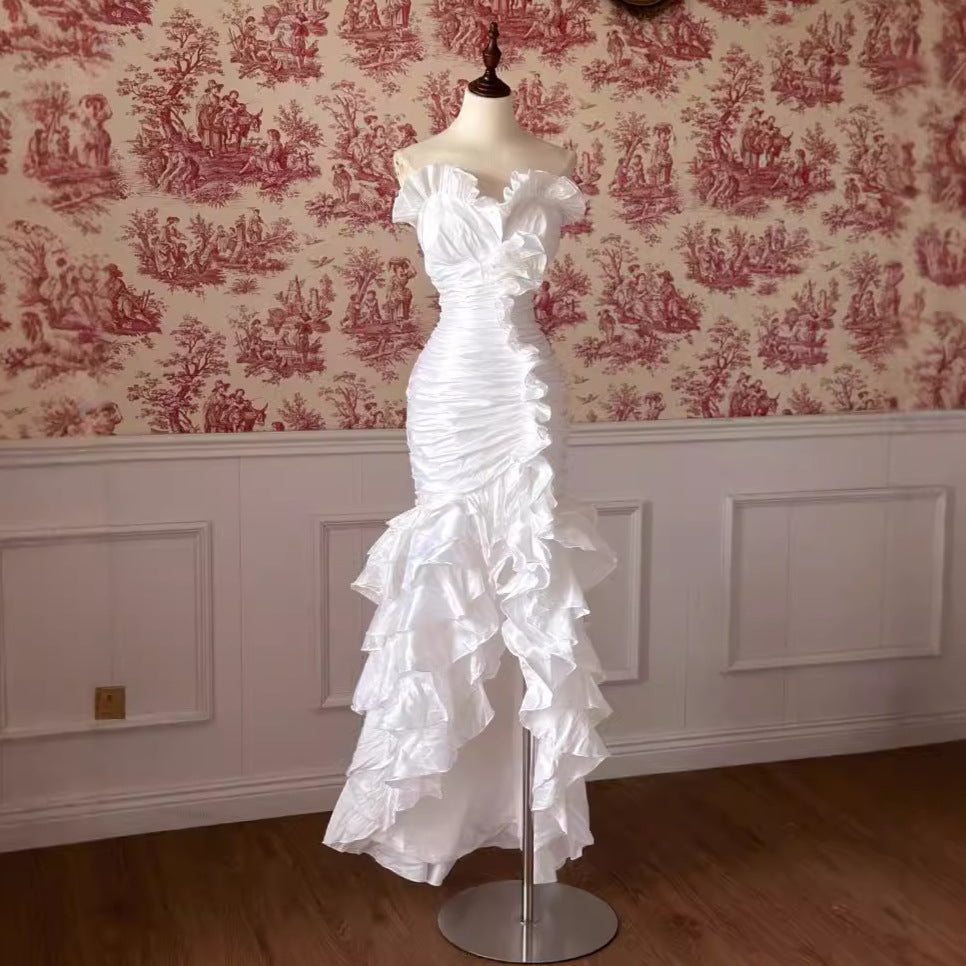 Long-Sleeve Vintage Wedding Gown – Forest-Inspired Elegant Satin Dress (2025)