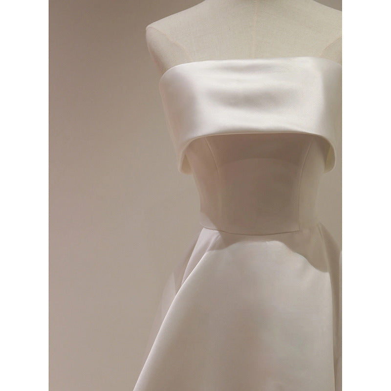 Puffy saténové cestovní šaty – pohádkové šaty v lesním stylu s nádechem Hepburnové