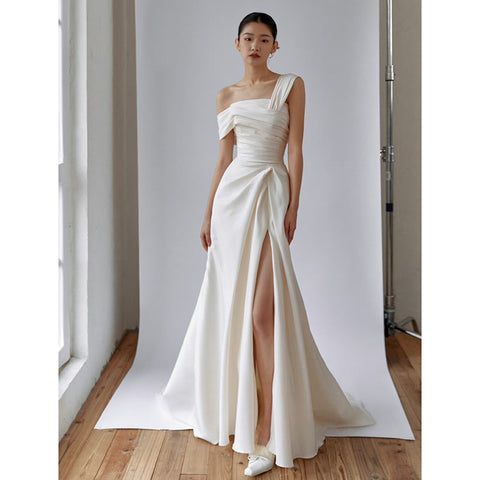 Strapless Mini Satin Gown – Elegant Petite Dress for Engagements or Civil Ceremonies (2025)