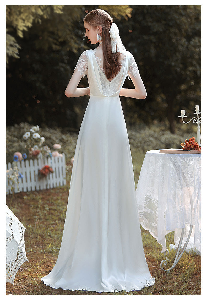 Šaty na svatbu s odhalenými rameny – pohádkové saténové šaty na obřad nebo formální události