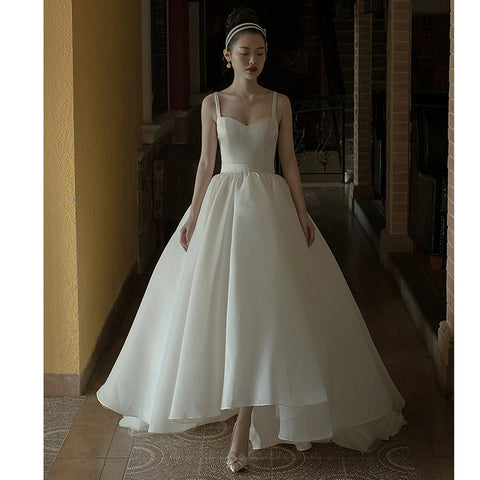 Strapless White Satin Dress – Korean-Inspired Travel Wedding Gown with Train