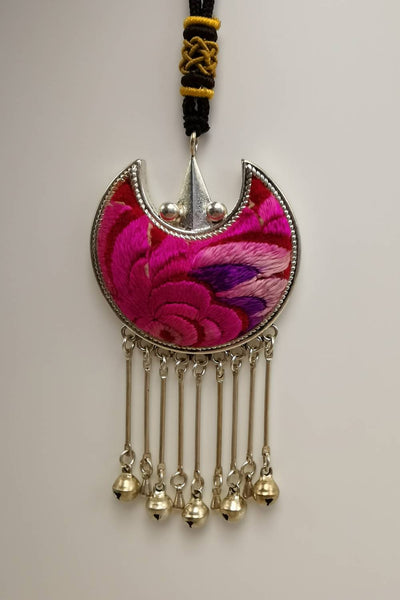 Unconventional Bat-Shaped Embroidered Pendant Necklace with Bell Fringe