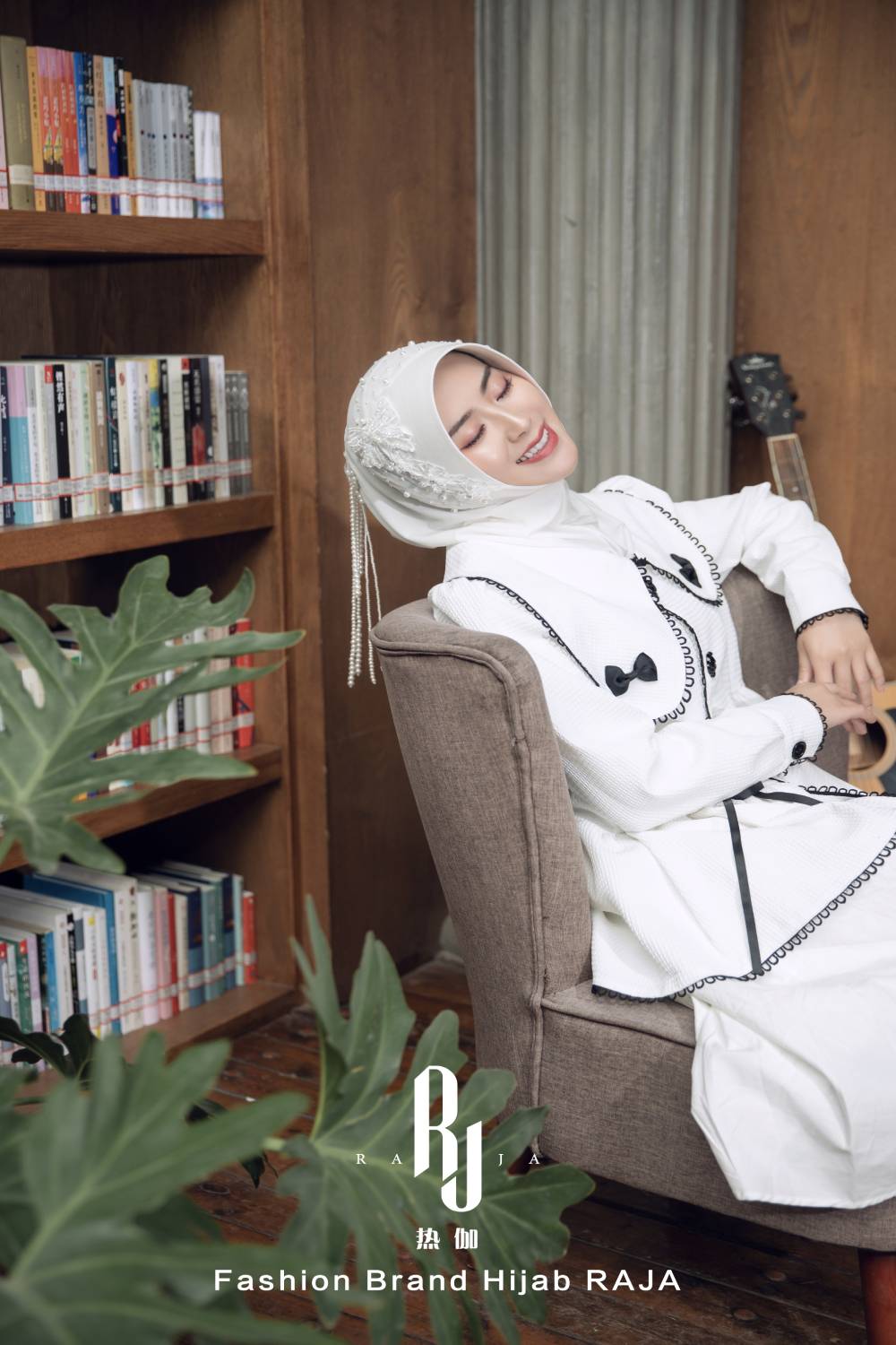 Liyana třpytivý šifonový hidžáb s výšivkami, mašlemi a korálky