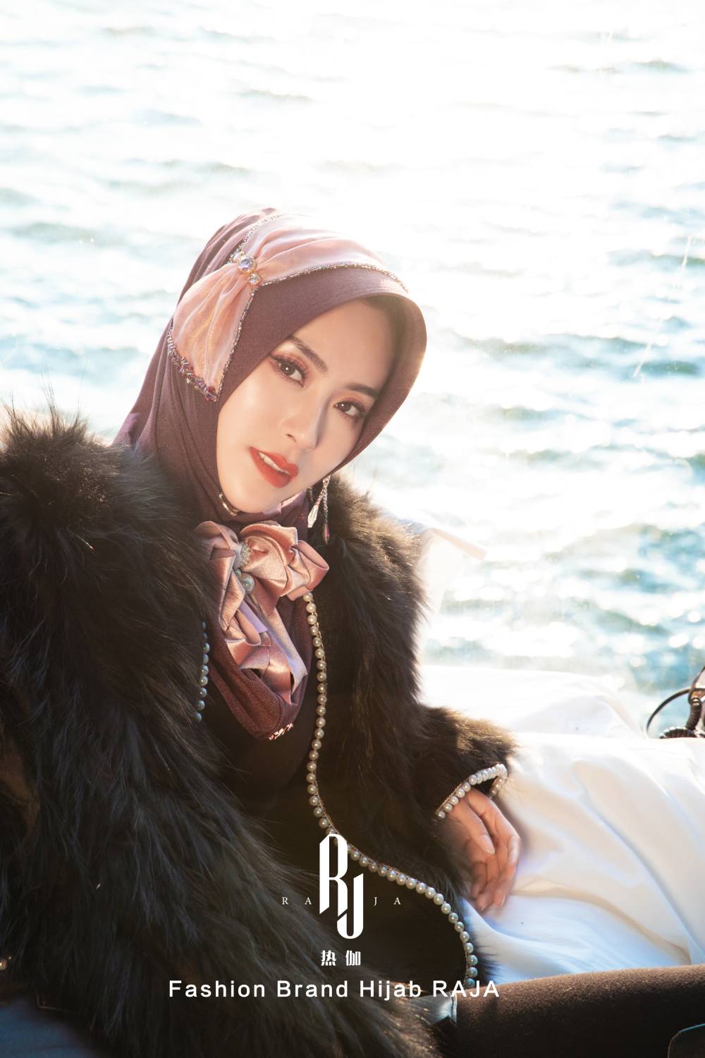 Lulu-Plum moderní a skromná šifónová čepice na hidžáb s sametovou mašlí a korálky