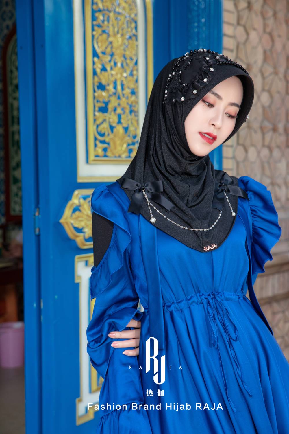 Adiva-Černá elegantní šifónová čepice na hidžáb s saténovými mašlemi a korálkovými detaily