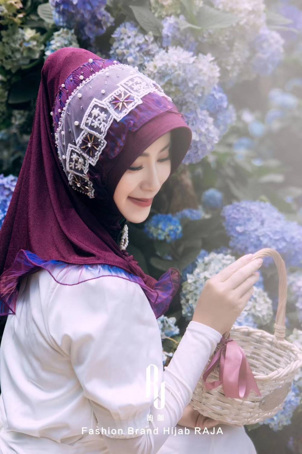 Kaliala-slivková vyšívaná šifónová čepice na hidžáb s perlami a kamínky