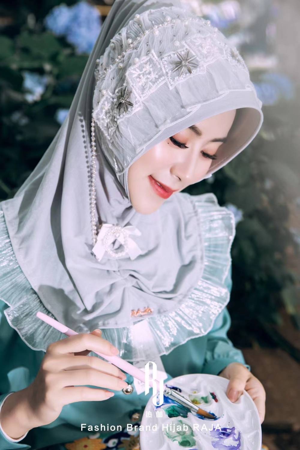 Kaliala-stříbrná vyšívaná šifónová čepice na hidžáb s perlami a kamínky