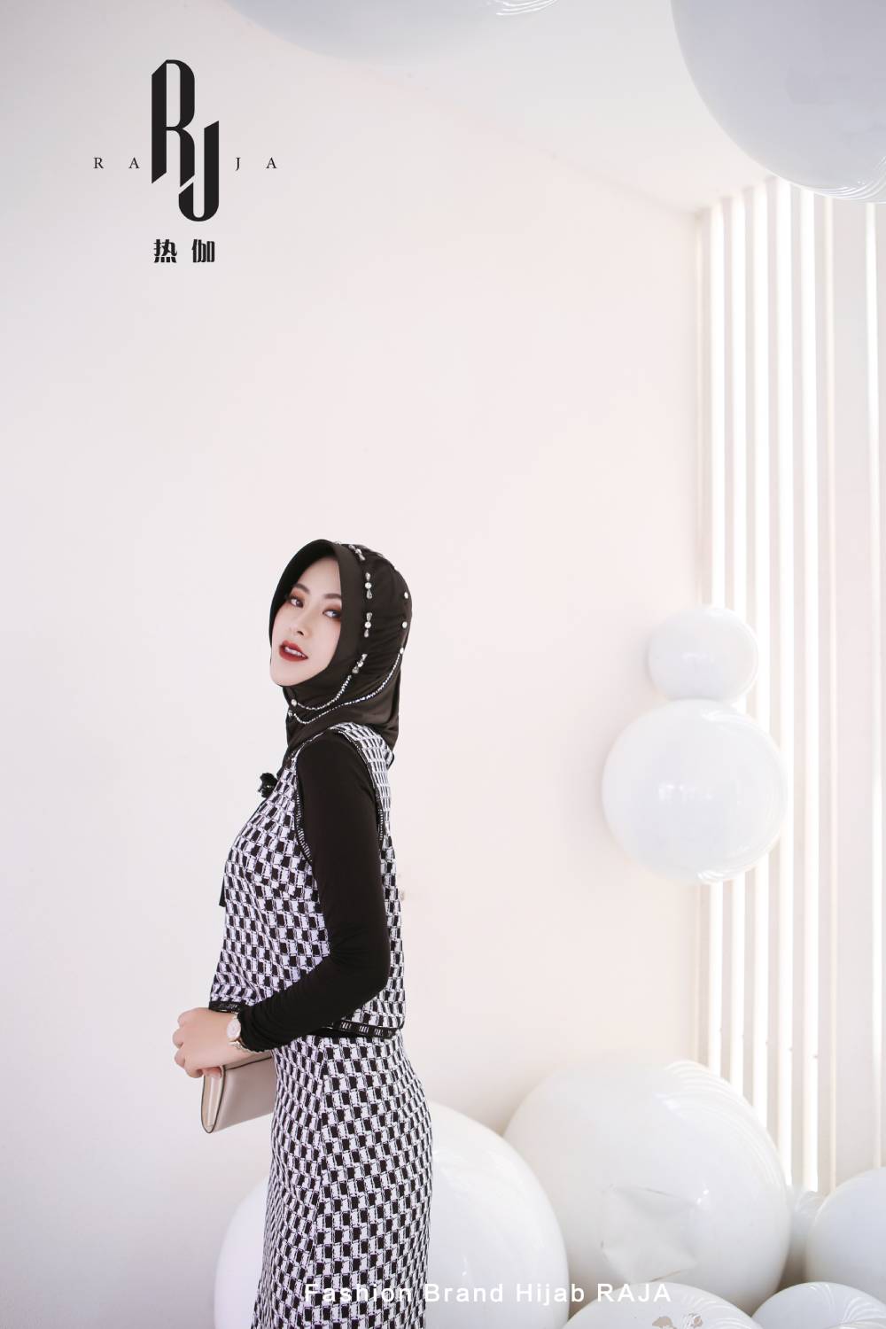 Zaira - Schwarze, schicke und funkelnde Hijab-Kappe aus Chiffon