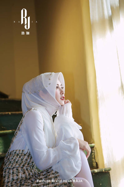 Zaira-White Chic and Sparkling Chiffon Hijab Cap