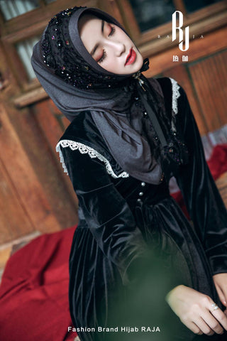 Yara-Black Hand-Embroidered Beaded Hijab Cap with Three-Dimensional Flowers