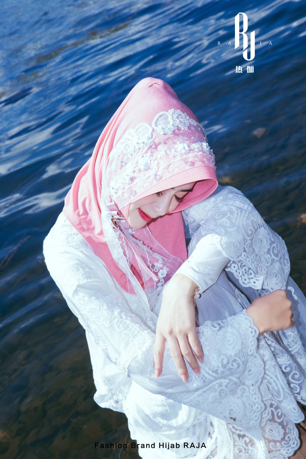 Yara-Candy Pink - Handbestickte Hijab-Kappe mit Perlen und dreidimensionalen Blumen