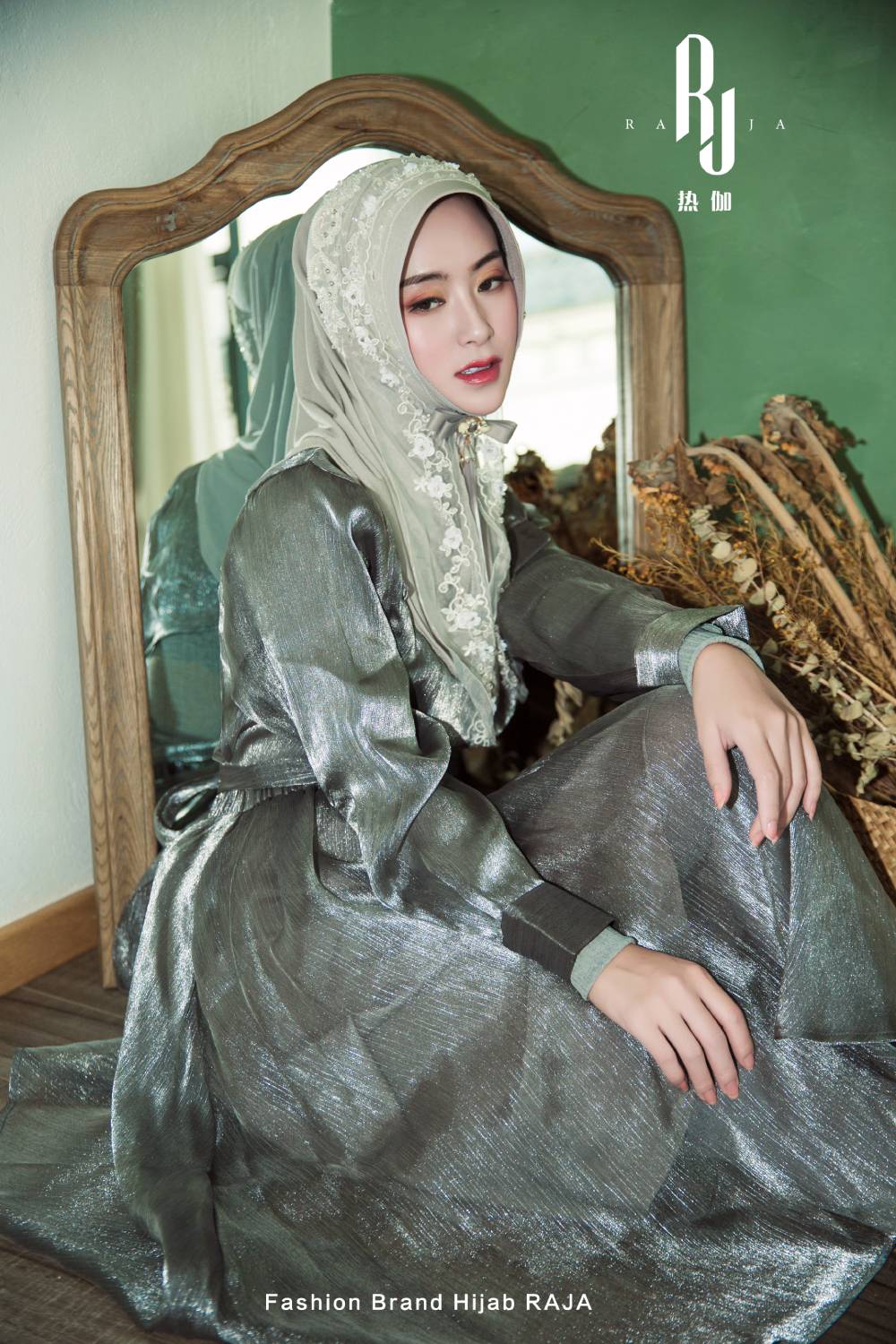 Yara-Sage – Handbestickte Hijab-Kappe mit Perlen und dreidimensionalen Blumen