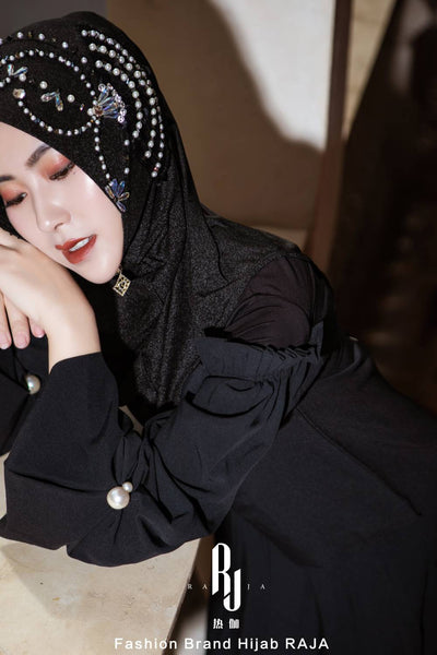 Amira-Black Enchanting Fan-Shaped Hijab Cap with Pearl Embellishments