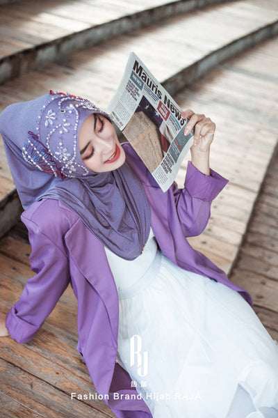 Amira-Lavender Enchanting Fan-Shaped Hijab Cap with Pearl Embellishments