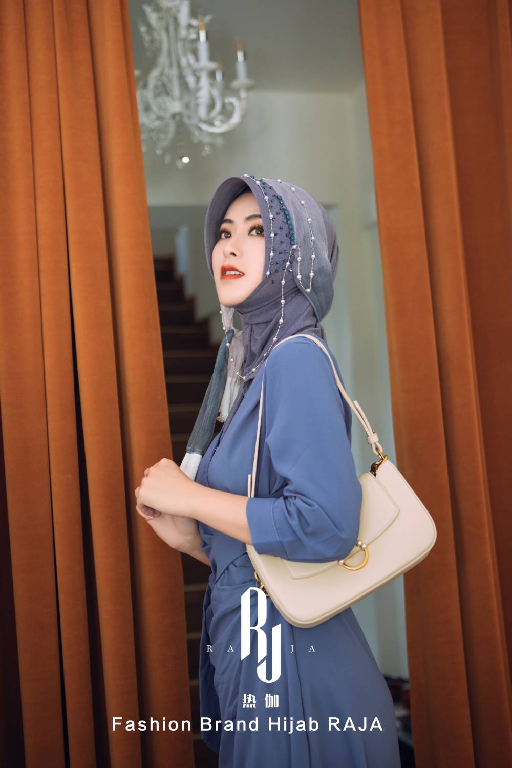 Dariya - Dunkelschieferblaue Hijab-Kappe „Radiant Dreams“