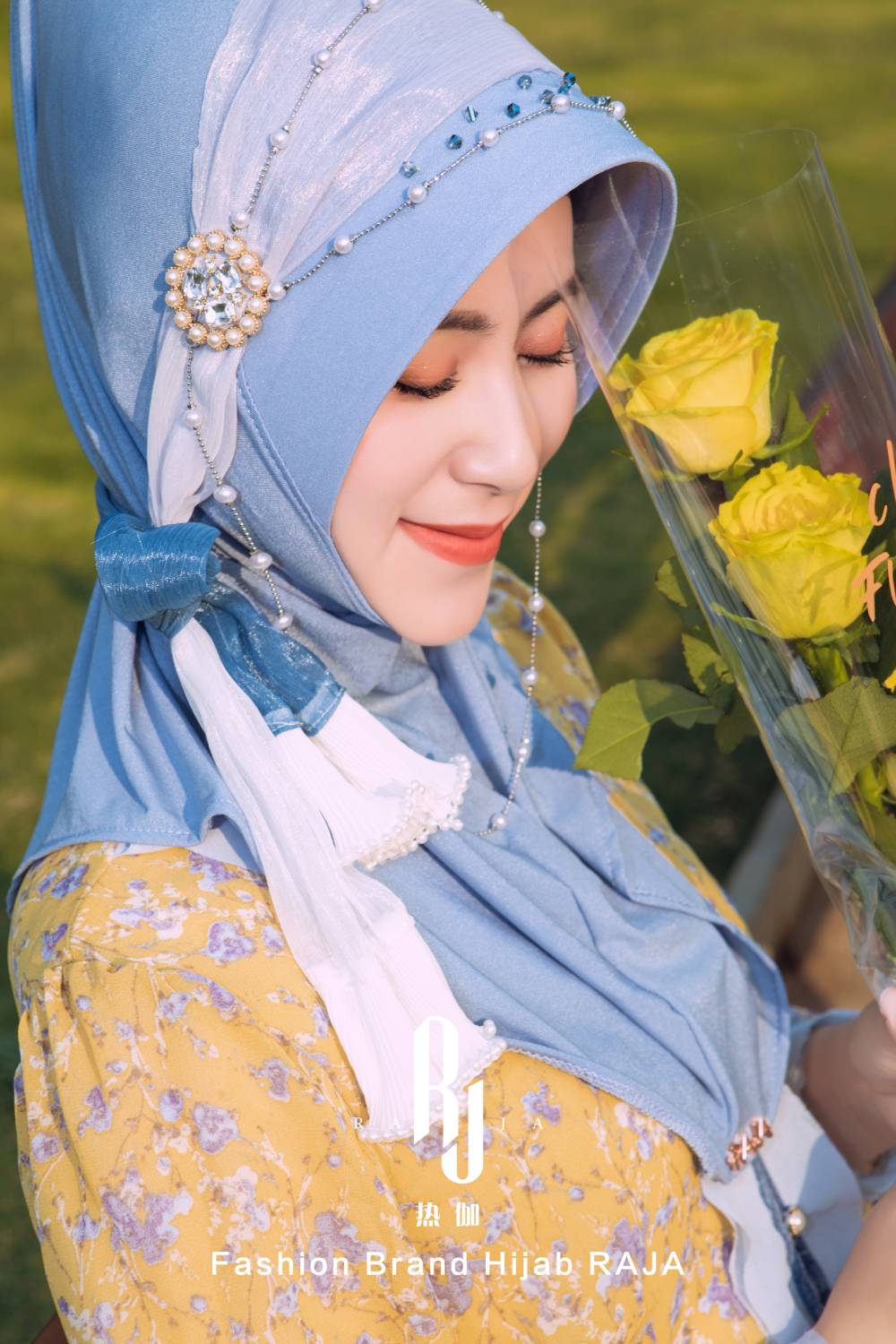 Dariya-Himmelblaue Hijab-Kappe „Radiant Dreams“