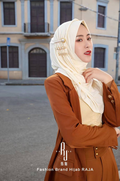 Shakira - Cream Daily Hijab with Pearl Pins