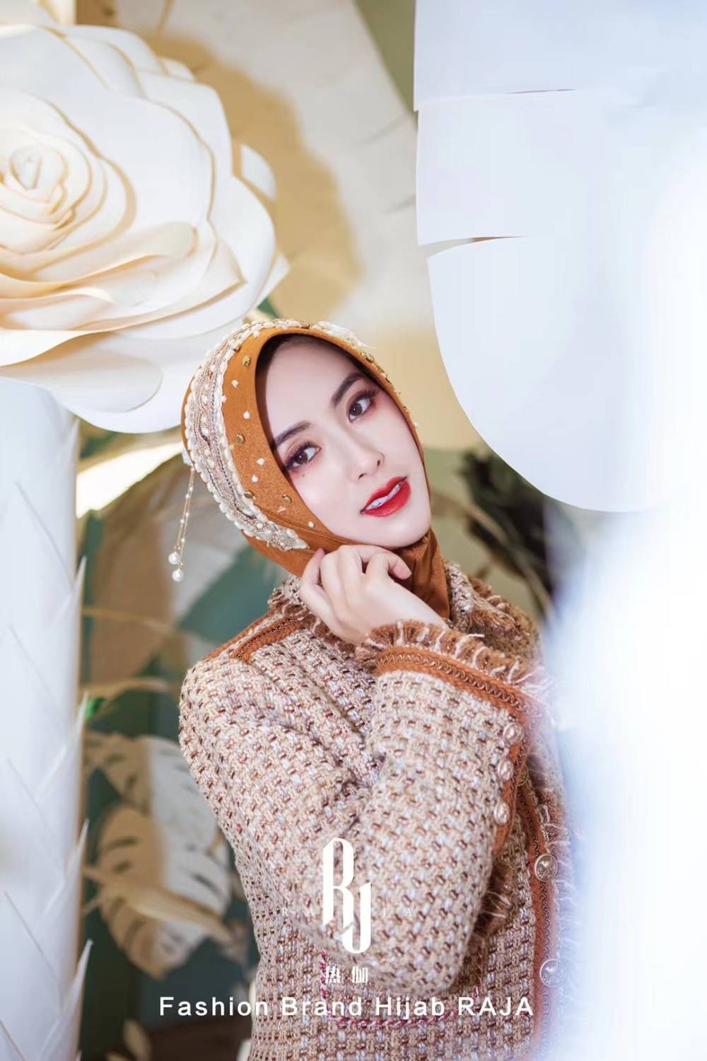 ESHAL-Bronze Etnic Elegance Pearl e Crystal abbellito Hijab Cap con catena delicata