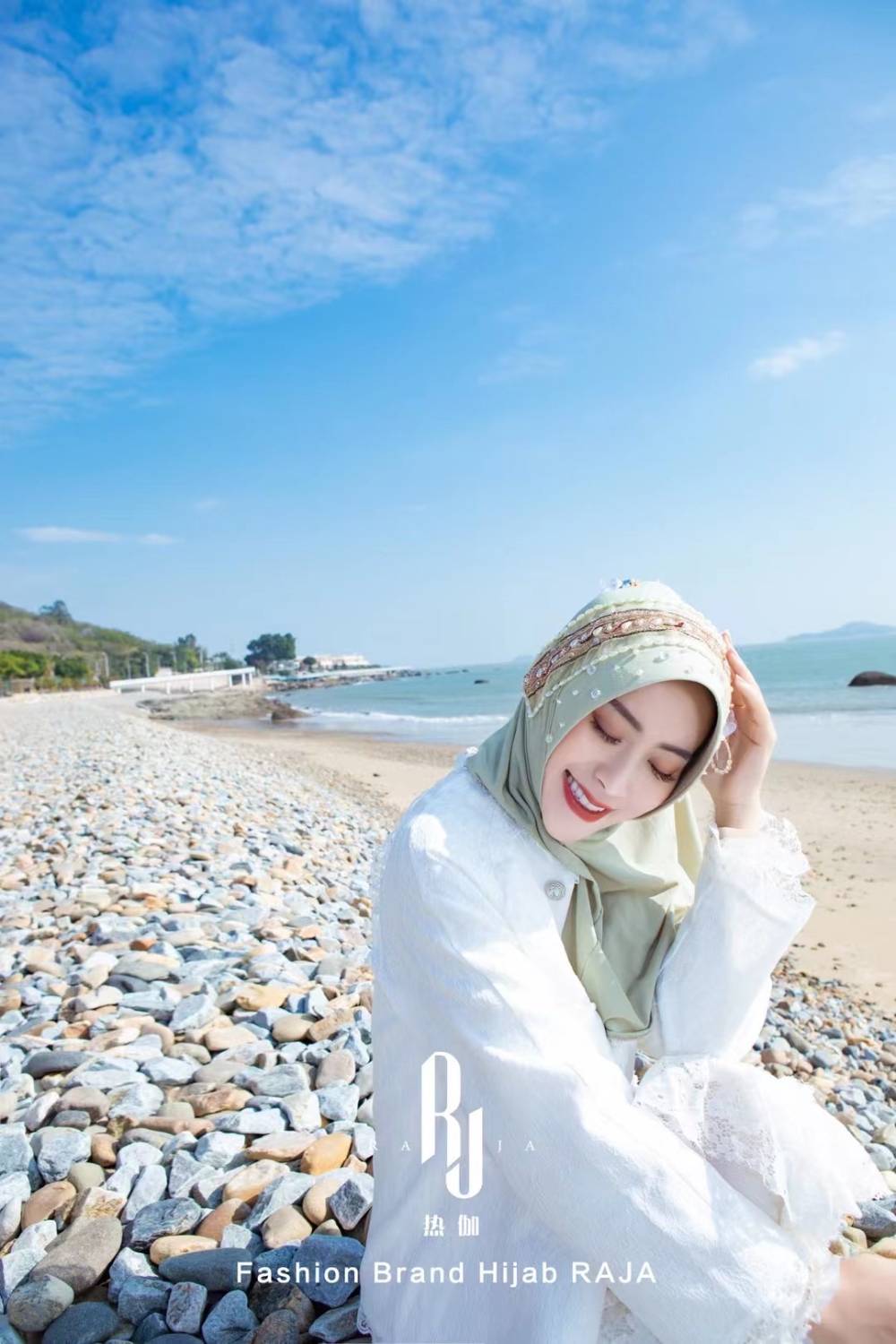 ESHAL-SAGE ETHNIC ELEGANZA PERLA E CRIDALLATO CRIDULATO HIJAB con catena delicata